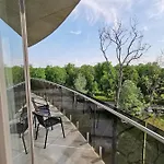 Park Penthouse *